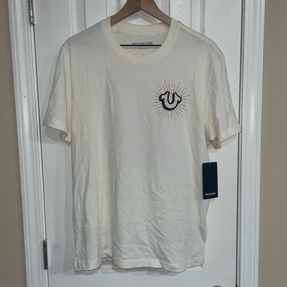 True Religion SHINING CREST TEE Winter White Short Sleeve Size Small NWT